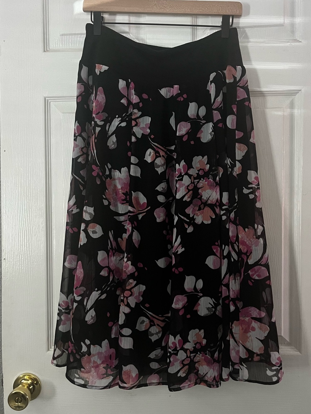 JM Collection Black A-Line Midi Skirt with Pink Floral Print